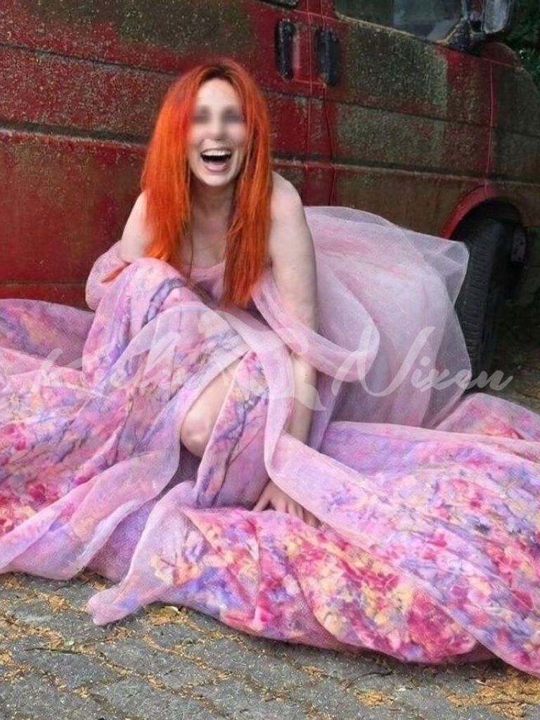 Mia Suirting